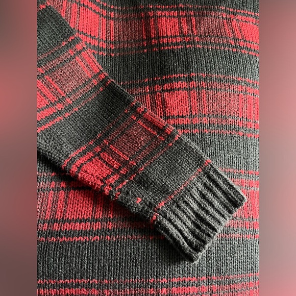 Native Youth | Red and Black Plaid Crew Neck Sweater | Size Large - Picture 8 of 8